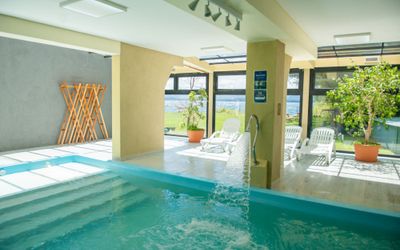 HotelPatagonia - Piscina Climatizada