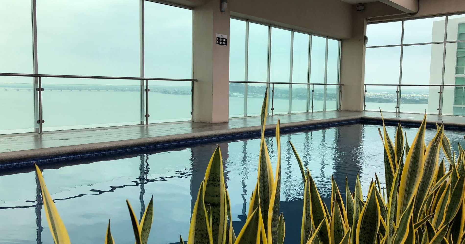 Luxury Suites River Front