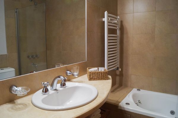 Departamento dos ambientes en 1er o 2do piso