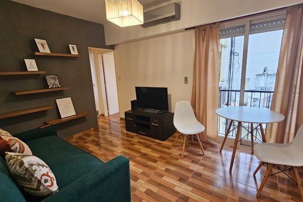 Depto 2 ambientes sobre Av. Santa Fe, Palermo [Santa Fe 2]