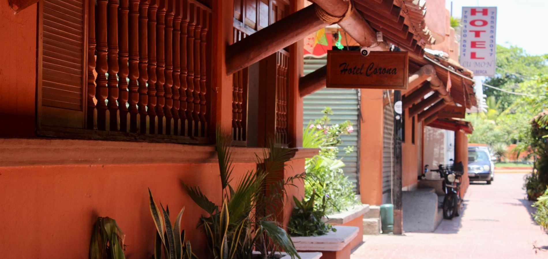 Hotel Corona Zihua