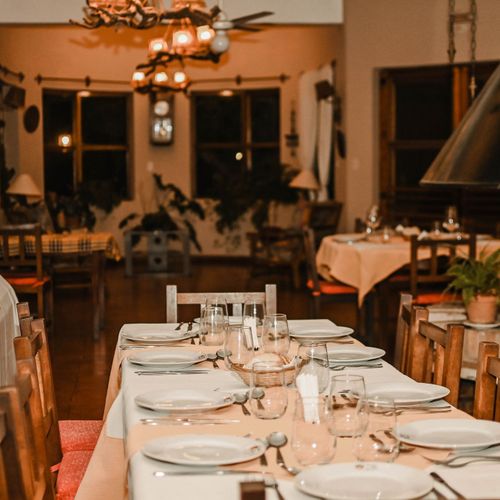 Hosteria Alta Montaña