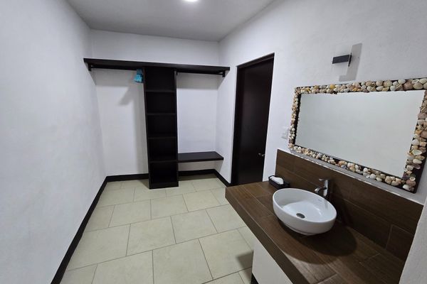 Habitación Sencilla Doble Matrimonial 