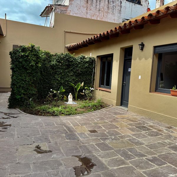 Clivias Hostel
