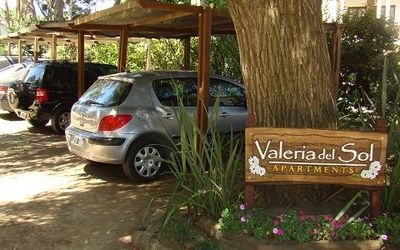 ValeriadelSolApartments - 
                                    Estacionamiento                                