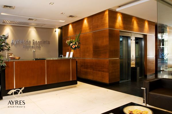 Ayres Recoleta Uriburu