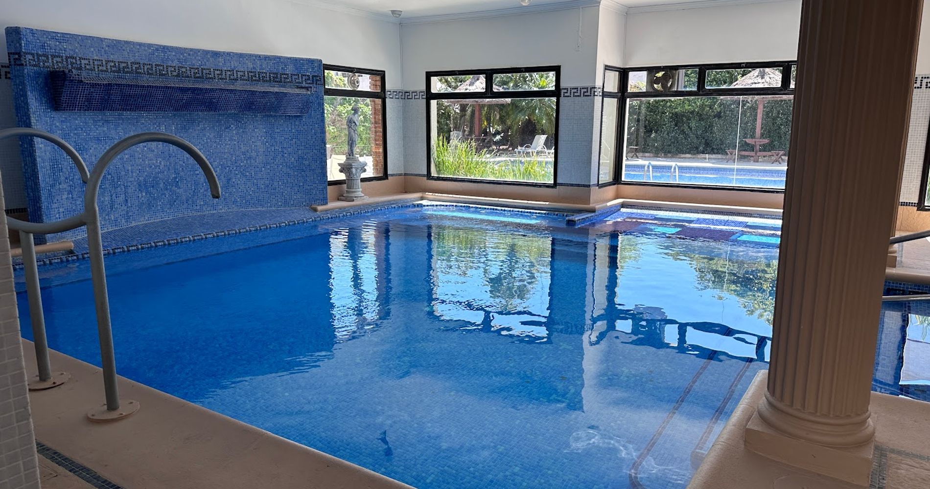 PISCINA INTERNA