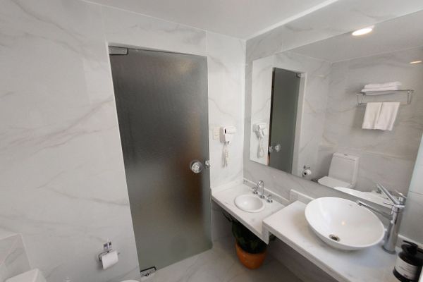 SUITE ALTAGRACIA C/JACUZZI