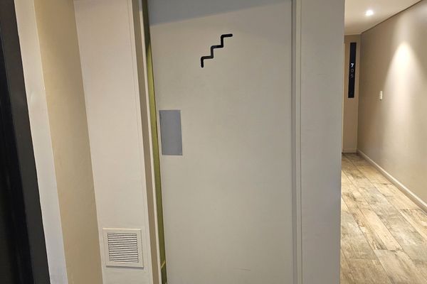 Depto monoambiente sobre calle Quesada, Belgrano.