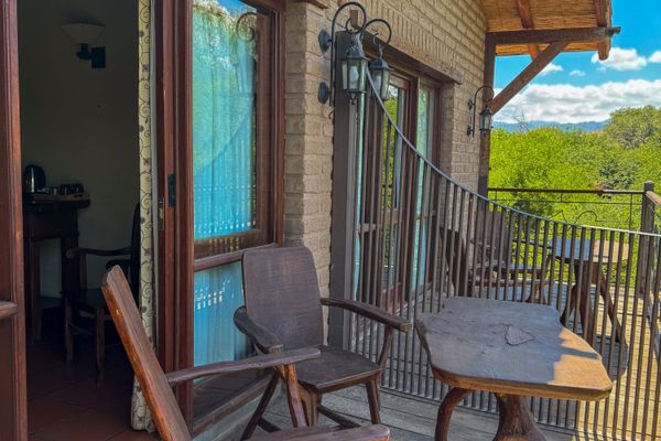 Habitación Doble Matrimonial Superior con Balcón