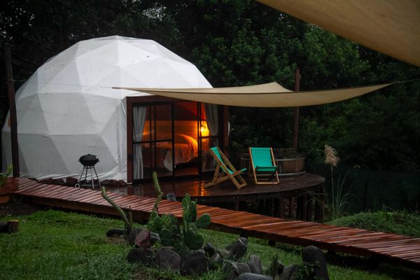 DOMO WAYRA CON TINA DE AGUA CALIENTE