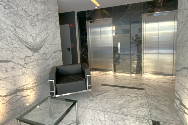 Encantador monoambiente con piscina a 1 cuadra del Hospital Italiano [Rawson]