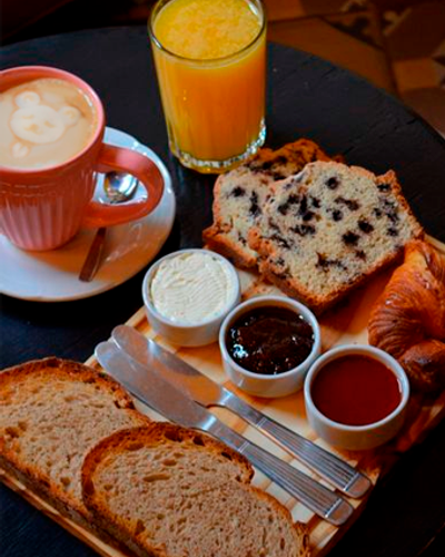 DESAYUNO INCLUIDO