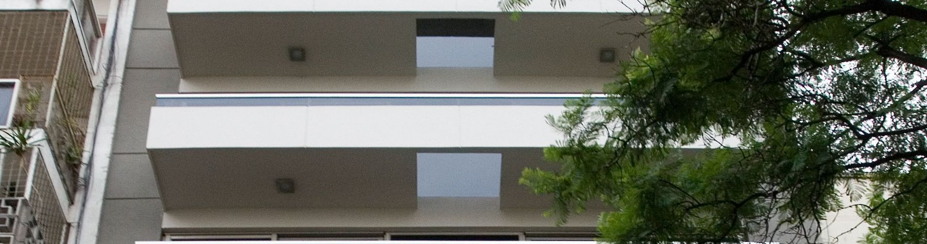 Ayres Recoleta Plaza