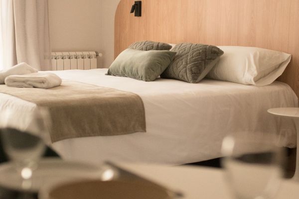 Monoambiente con cama doble