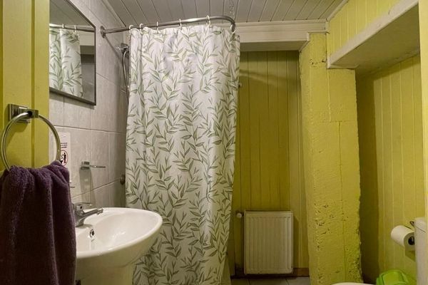 Habitacion doble con baño privado