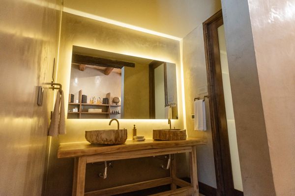 Suite de Autor:  A. Camus - S. de Beauvoir - I. Allende - G. García Márquez