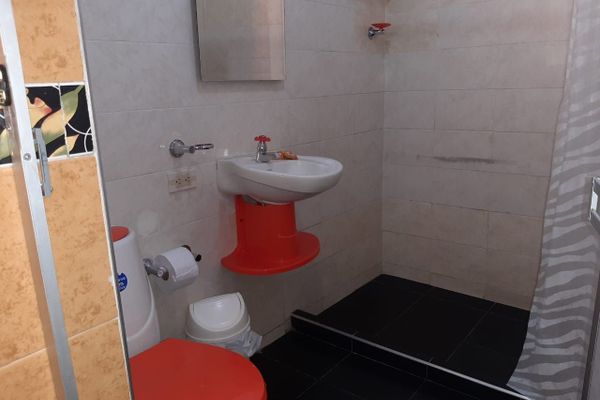 APARTAESTUDIO CON AIRE