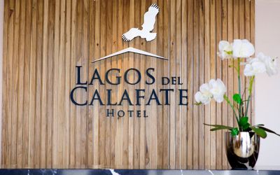 LagosDelCalafate - Check in desde las 15:00 hs.          /          Check out  hasta las 12:00 hs.