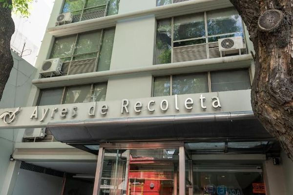 Ayres Recoleta Uriburu Superior con Terraza