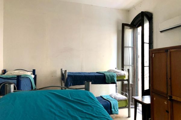 Cama en habitación compartida mixta de 6 camas 102