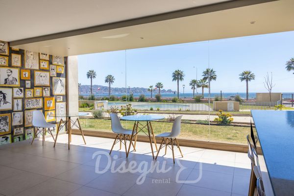 Disegni 15 · Primera línea – Vista mar y descanso