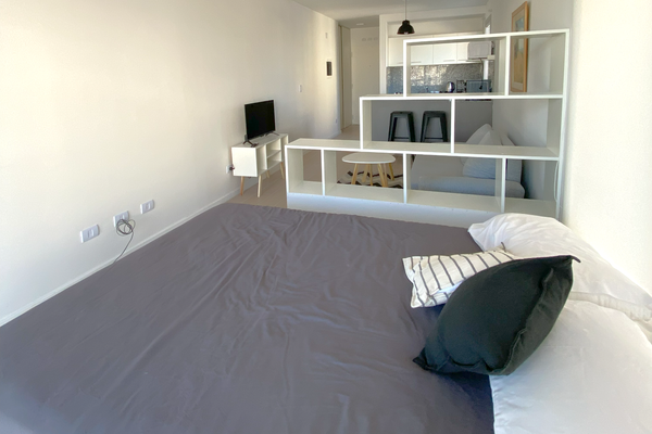 Encantador monoambiente con piscina a 1 cuadra del Hospital Italiano [Rawson]