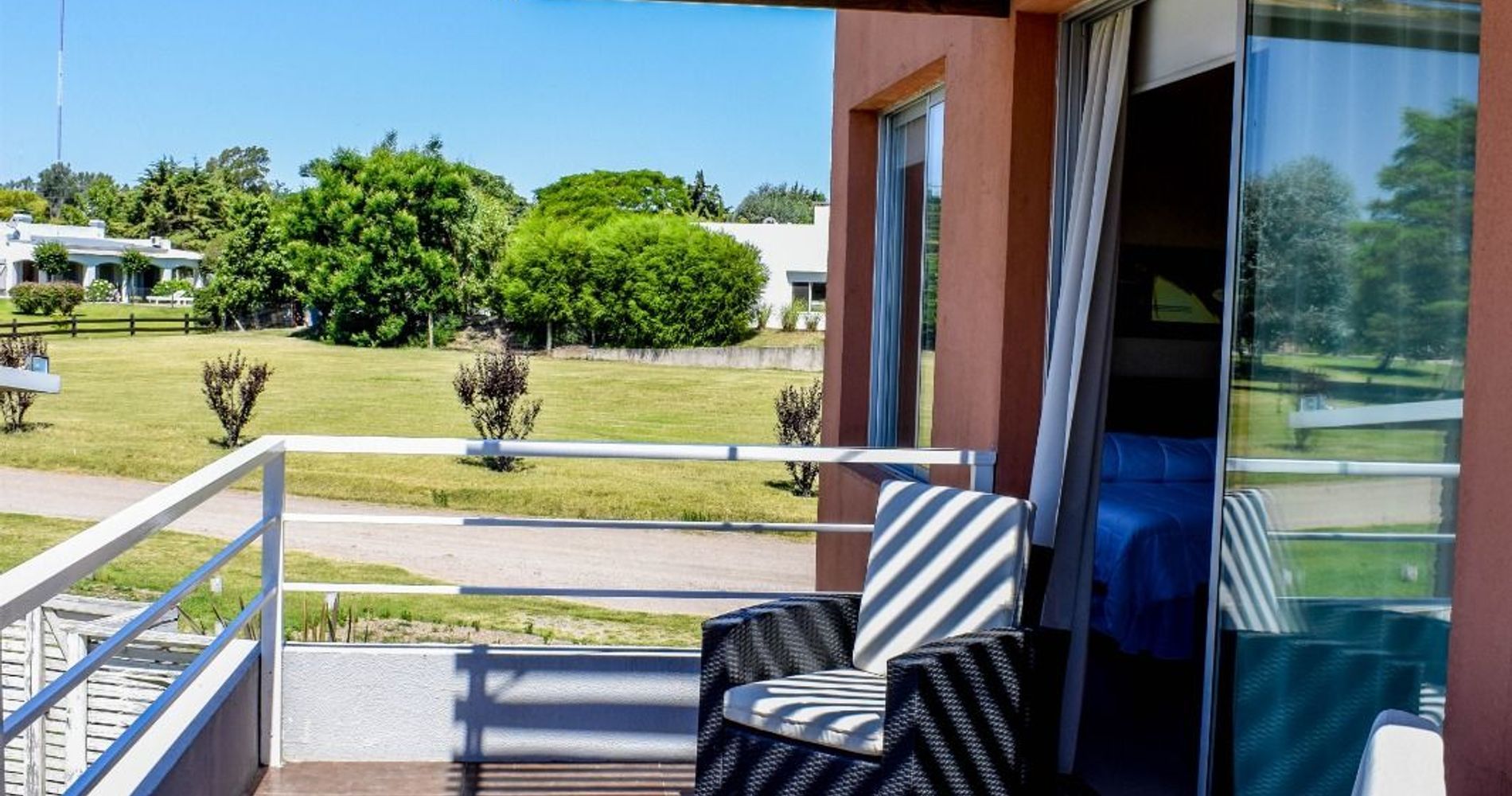 Lomas Del Real Aparthotel