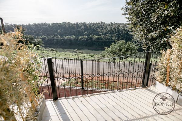 ISONDU Superior con Vista al Río D