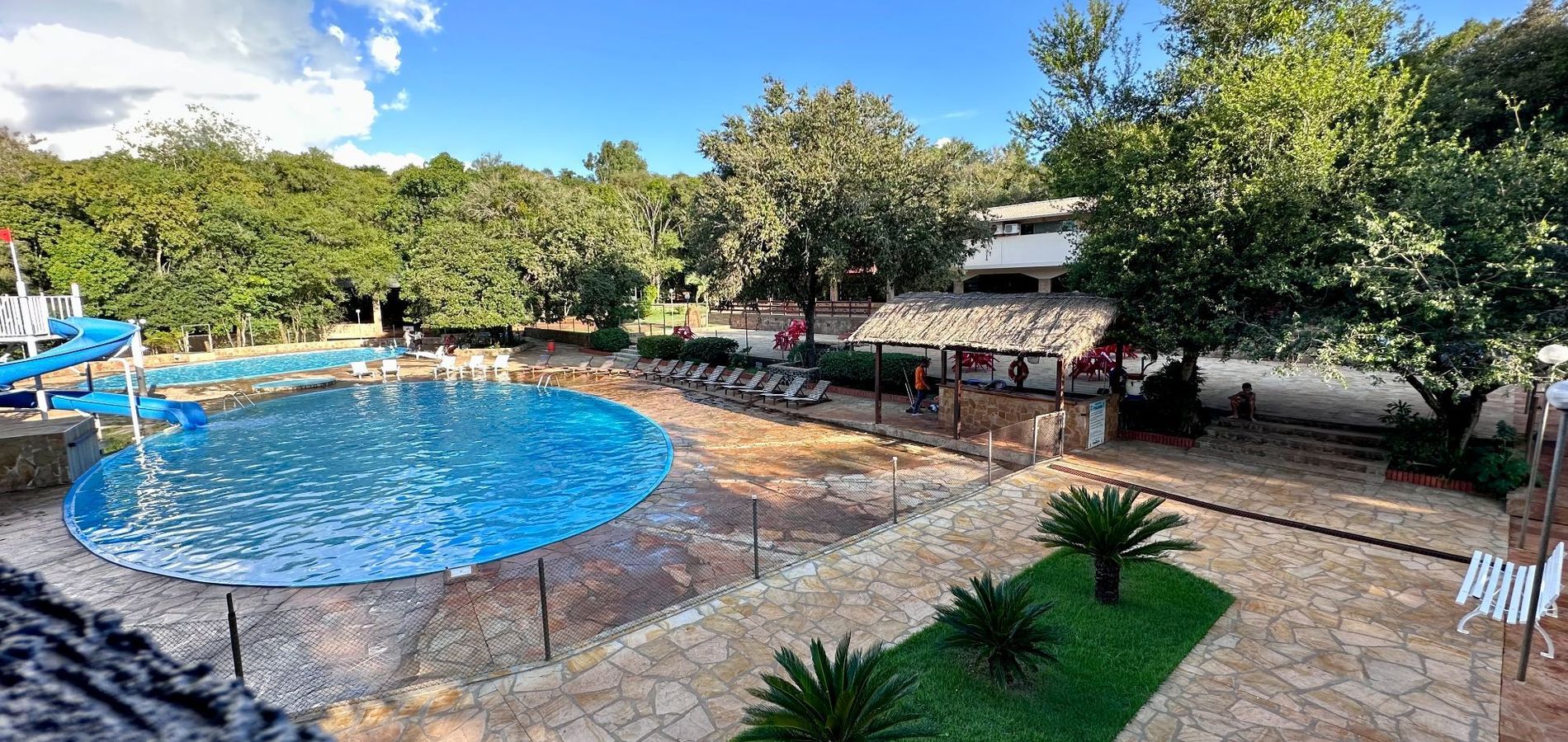Parque Hotel Manantial