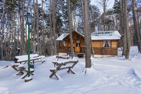 Exterior invierno de cabaña 1 dormitorio std