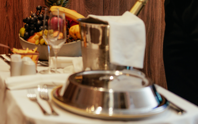 EmprendimientosCrownCadenadeRioNegro - ROOM SERVICE