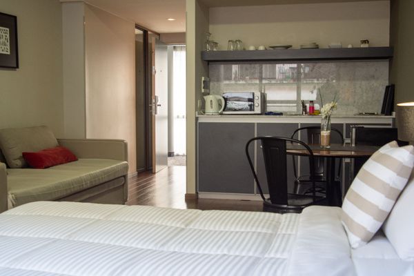 Triple Balcony Apartment Palermo