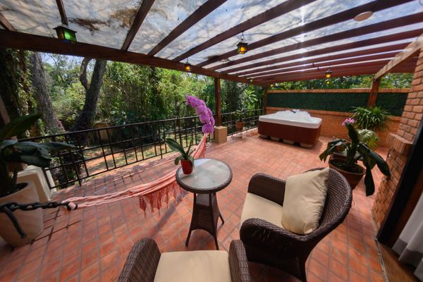 SUITE ALTAGRACIA C/JACUZZI