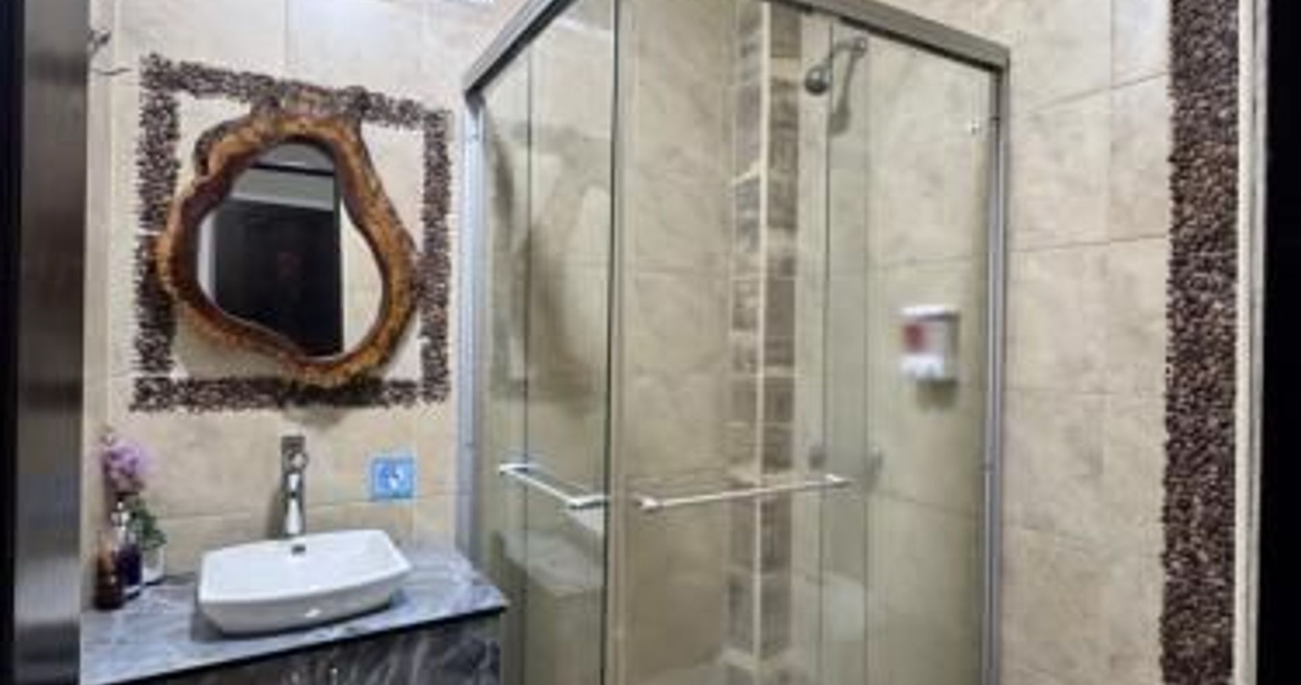 El patio de mi casa hotel - apartamentos -restaurante tipico - apartamentos
