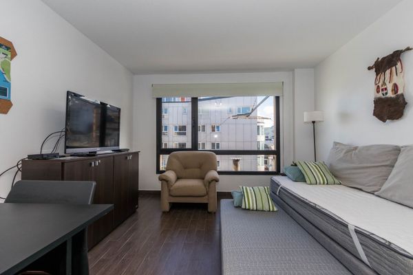 Rivadavia 3J (Rivadavia 38)