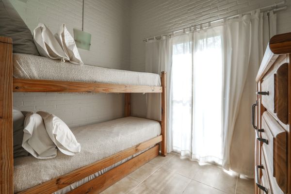 Tríplex PLUS con 2 hab. matrimoniales y AA