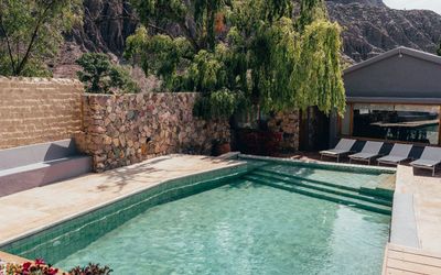 LaComarcaHotel - Piscina y Jacuzzi