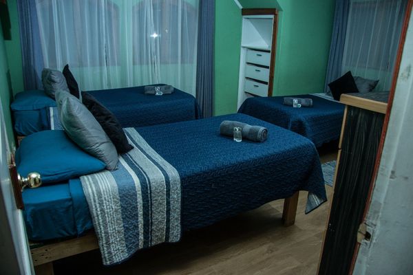 Habitación Triple Estandart con baño compartido