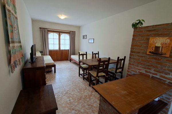 2  ambientes planta alta