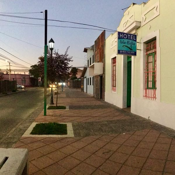 hotelislabellatalca@gmail.com
Móvil +56985190925