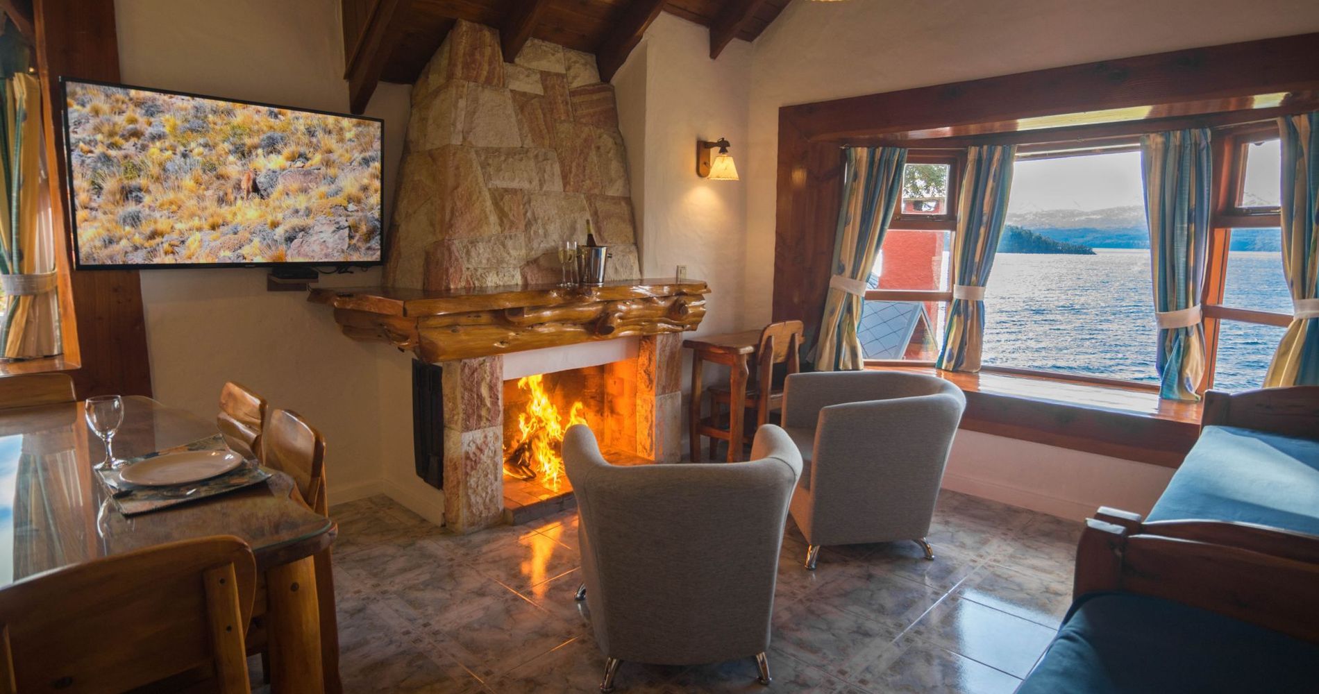 Costa Brava Apart Hotel & Suites