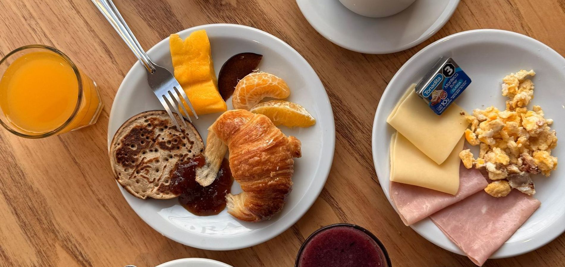 Completísimo Desayuno Buffet