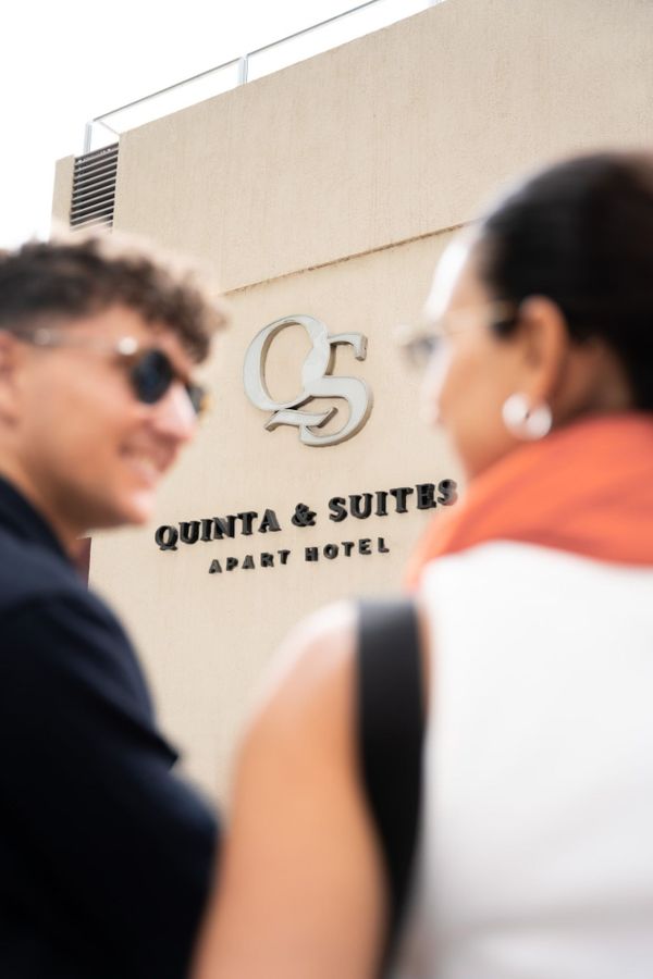 QUINTA & SUITES APART HOTEL
