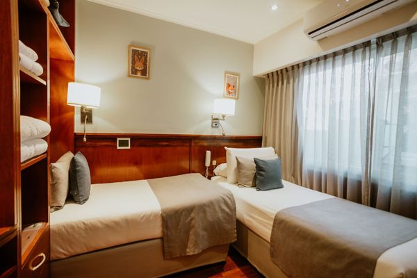 Familiar Vista al Frente