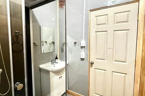 Habitación triple en baño privado