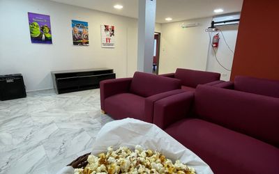 Aguilablancahotel - Sala de cine