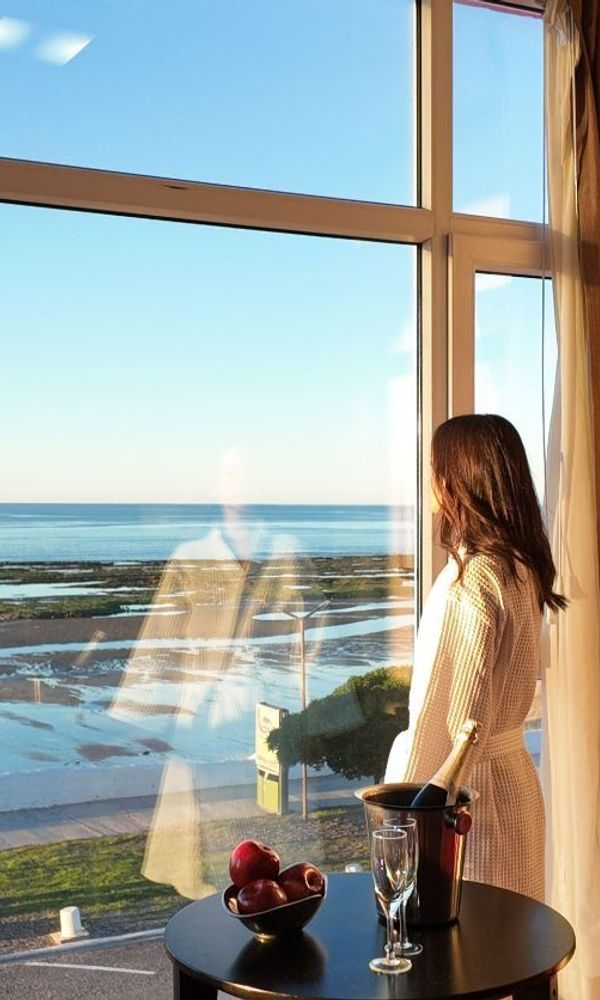 HOTEL & CASINO DEL RÍO LAS GRUTAS