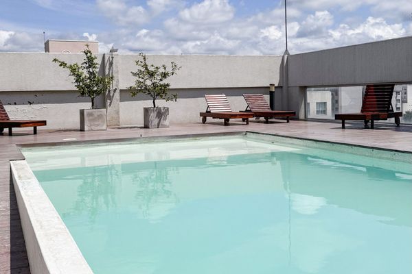 New India Apartment - con amenities, centrico.