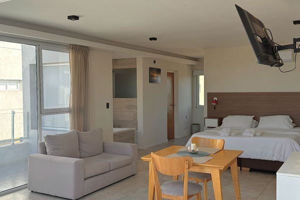 Suite con hidromasaje con vista al mar
